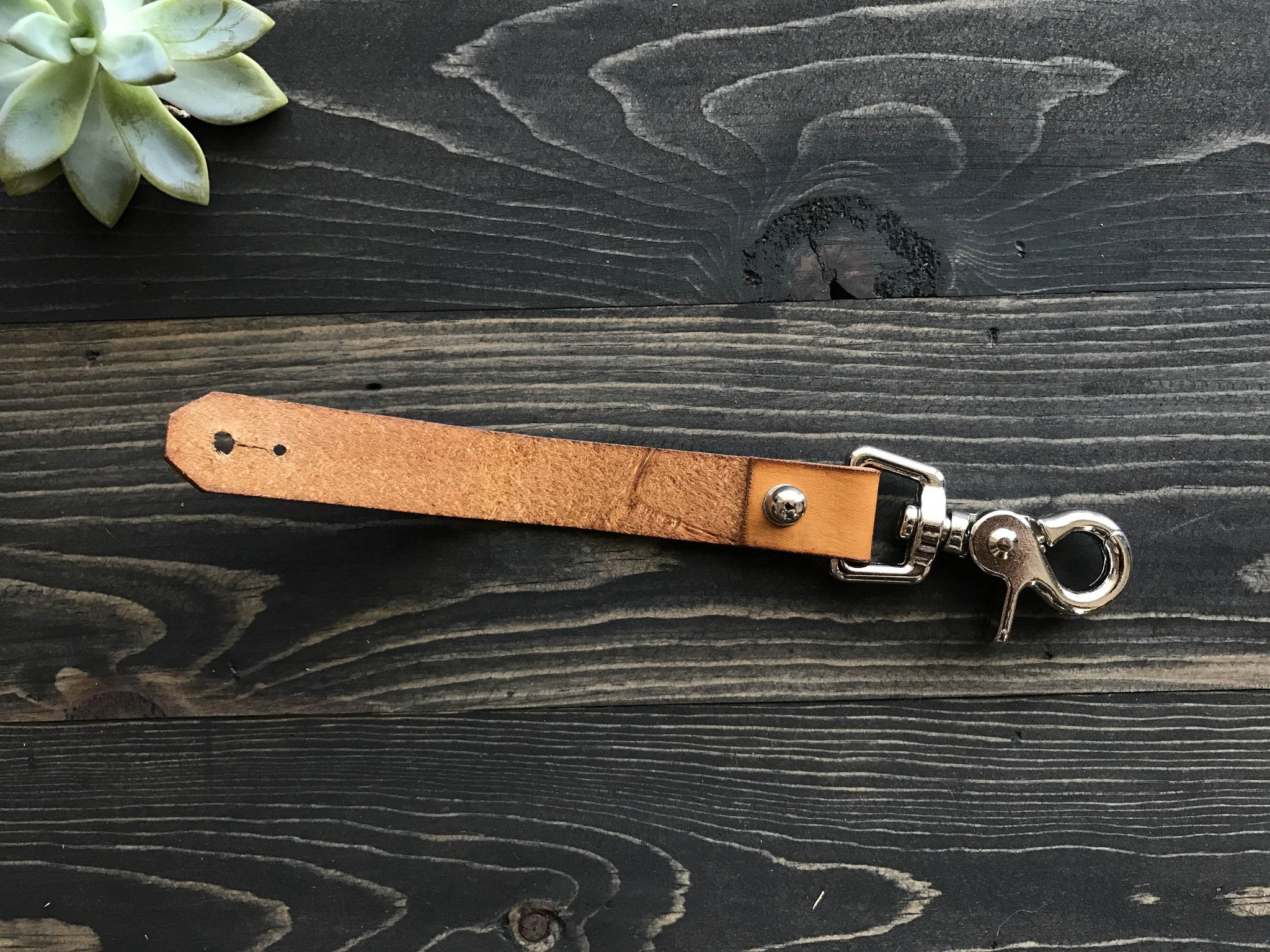 Retro U Shaped Straight Waist Buckle Belt Hook Keychain Genuine